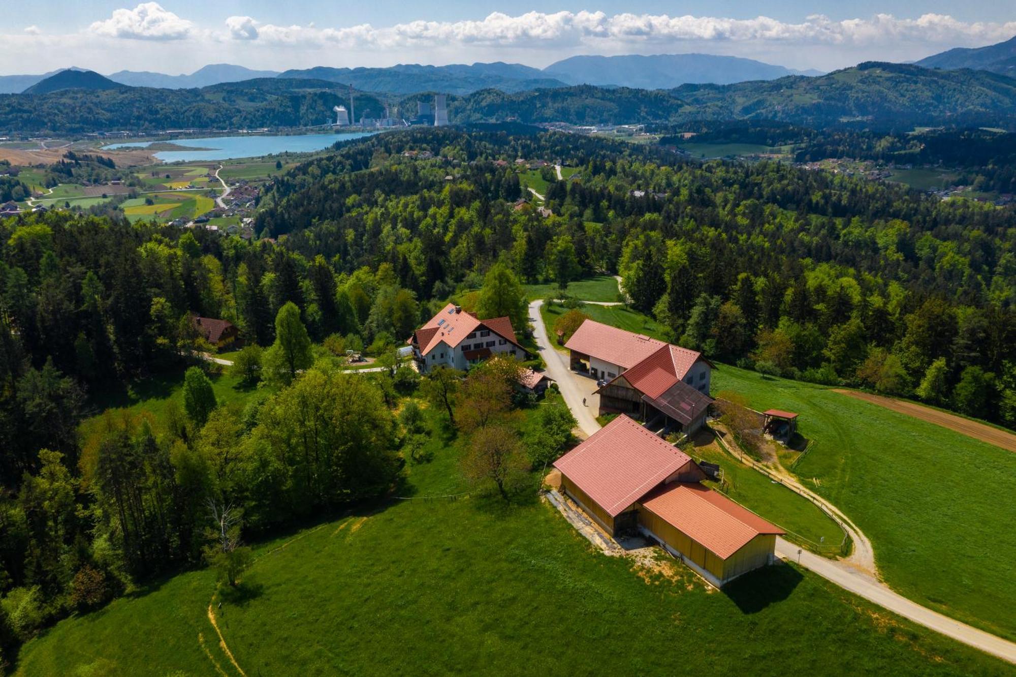 Country House Apat Sostanj Exterior photo